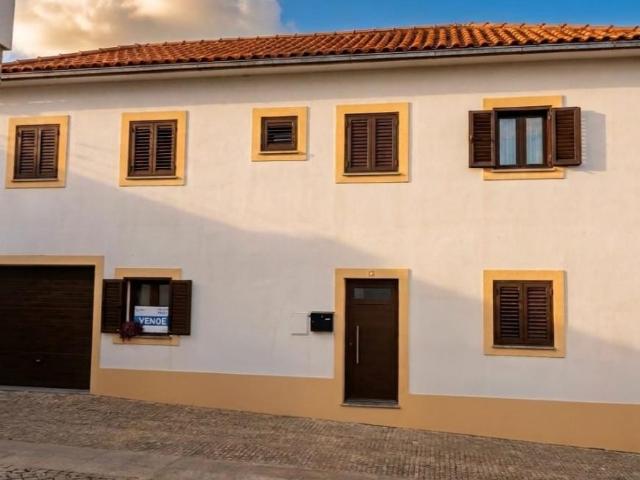 Casa venda em Vila Flor, Bragança