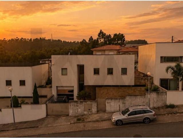 Casa venda em Gavião, Braga