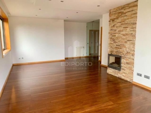 Apartamento alugar em Vila Nova De Gaia, Porto