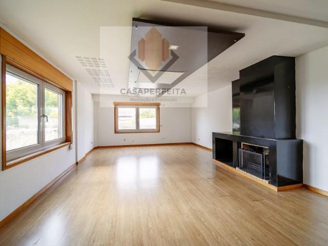 Apartamento venda em Laborim, Vila Nova De Gaia