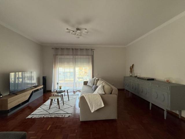 Apartamento alugar em Laborim, Vila Nova De Gaia