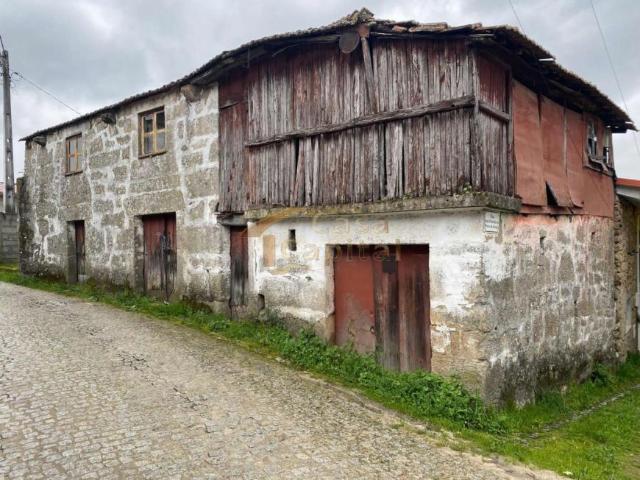 Casa venda em Pena de Amigo, Vila Real