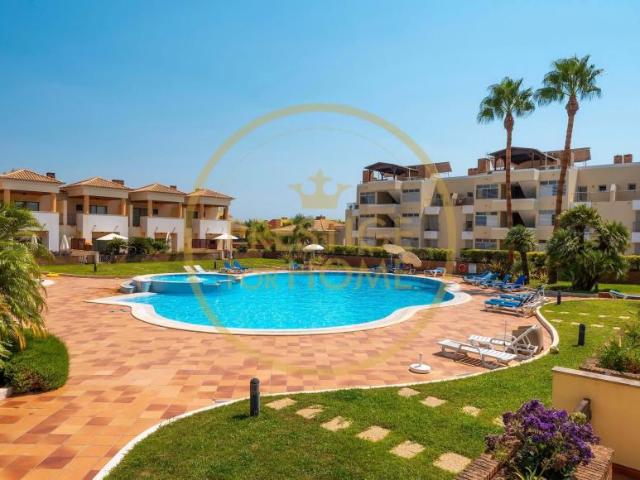 Apartamento alugar em Quarteira, Loulé