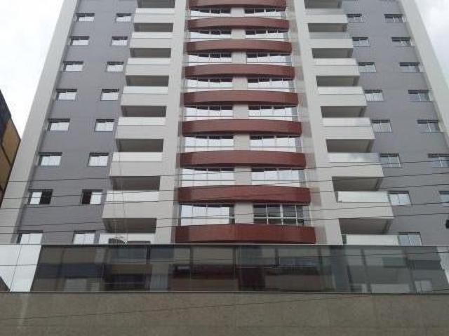 Apartamento venda em Região Geográfica Imediata do Distrito Federal, Região Integrada de Desenvolvimento do Distrito Federal e Entorno