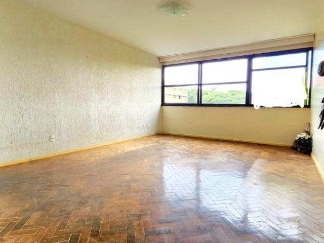Apartamento venda em SQS 303, Plano Piloto