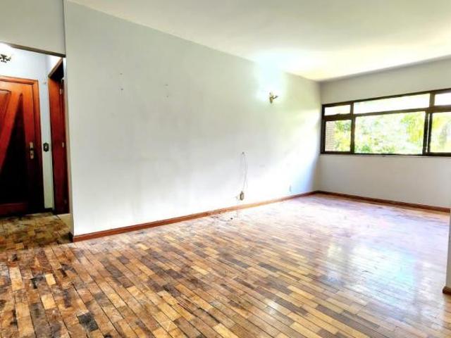 Apartamento venda em Região Geográfica Imediata do Distrito Federal, Região Integrada de Desenvolvimento do Distrito Federal e Entorno