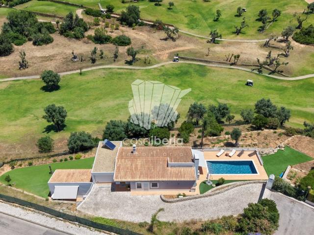 Vivenda venda em Lagoa, Faro
