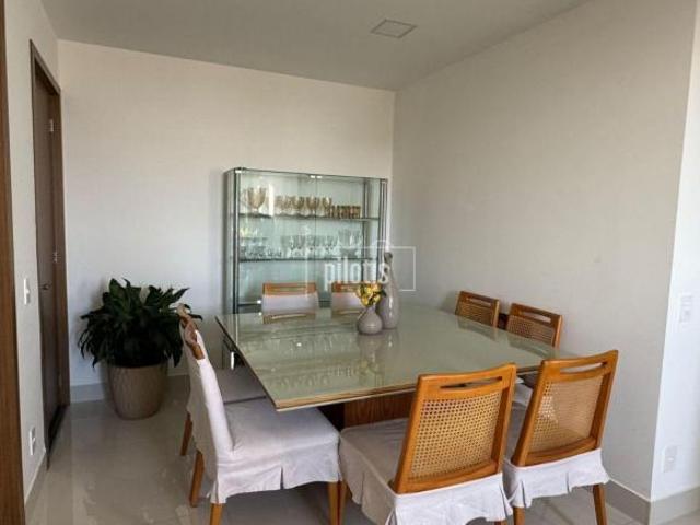 Apartamento venda em Região Geográfica Imediata do Distrito Federal, Região Integrada de Desenvolvimento do Distrito Federal e Entorno