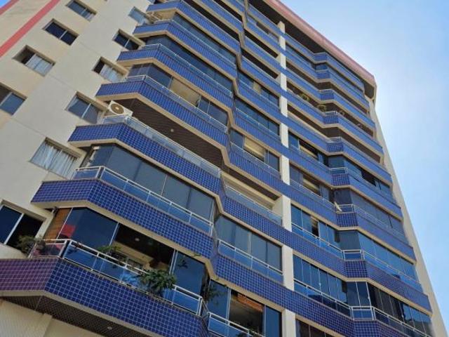 Apartamento venda em Região Geográfica Imediata do Distrito Federal, Região Integrada de Desenvolvimento do Distrito Federal e Entorno