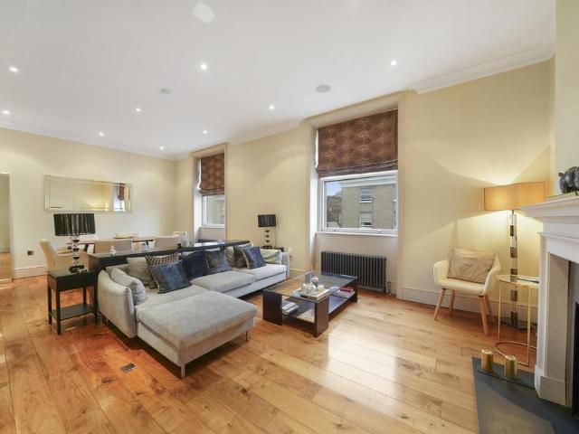 Apartment for rent in South Kensington, Greater London