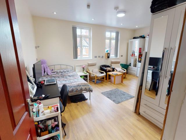 Studio for rent in Edgbaston, Isle Of Man