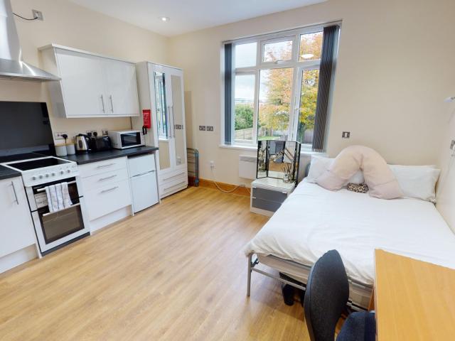 Studio for rent in Edgbaston, West Midlands