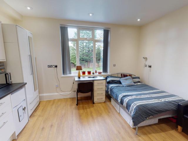 Studio for rent in Edgbaston, West Midlands