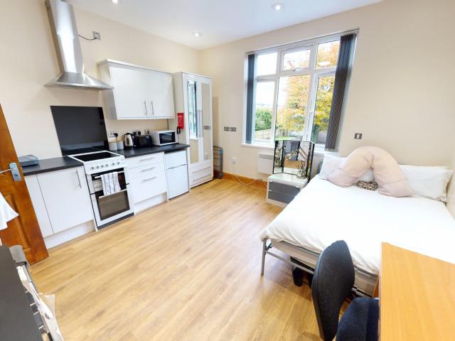 Studio for rent in Edgbaston, West Midlands