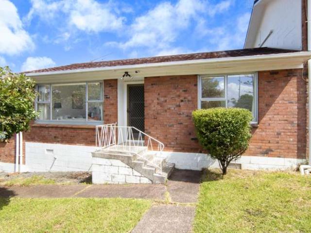 Apartment for sale in Blockhouse Bay