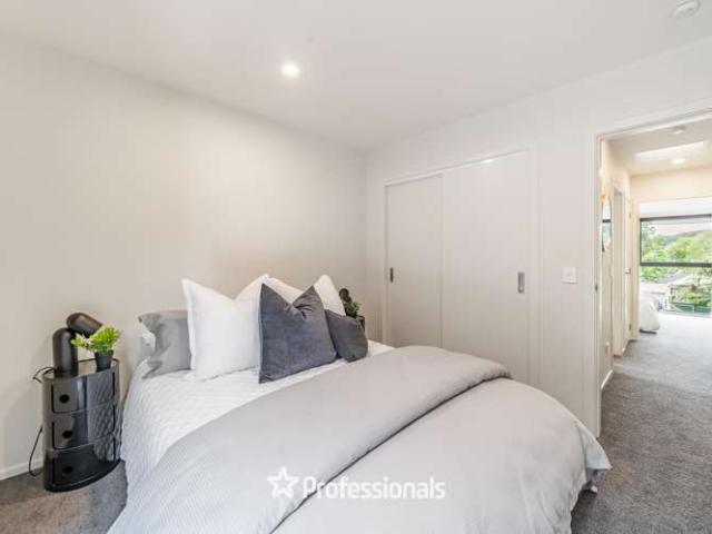 Townhouse for sale in Days Bay, Wellington