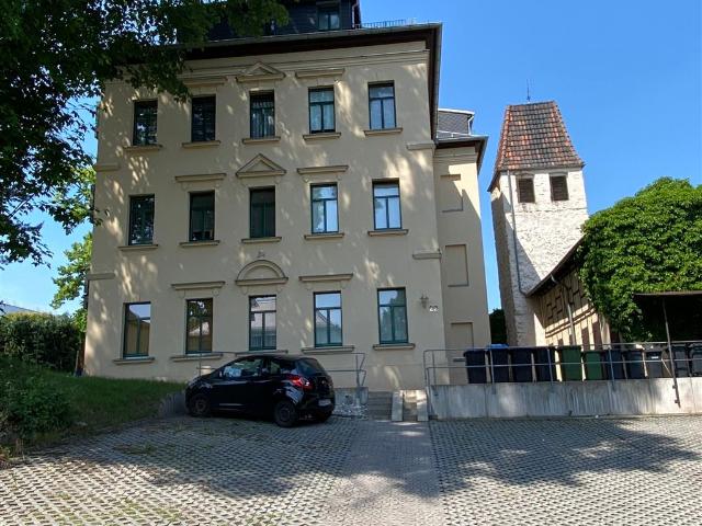 Dachgeschosswohnung kaufen in Altenburg