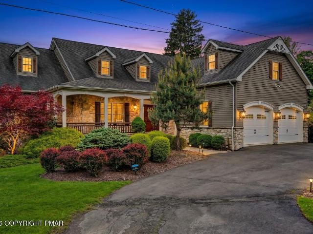 House for sale in Shawnee On Delaware, Pennsylvania
