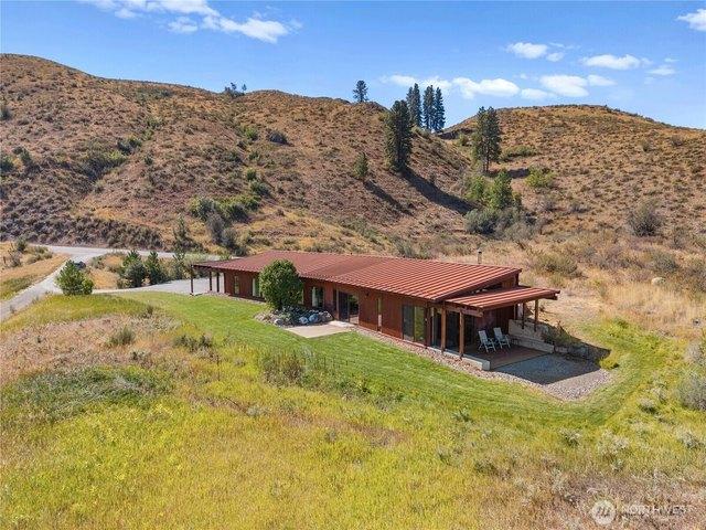 House for sale in Winthrop, Washington