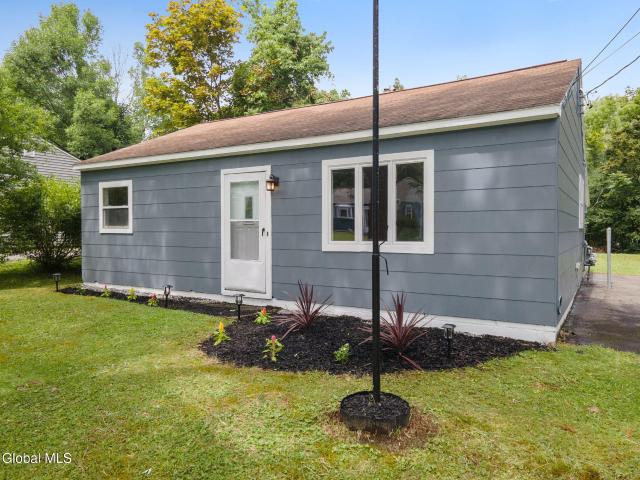 House for sale in Colonie, New York