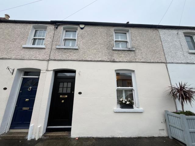 Apartment to rent in Bluebell, North Tipperary