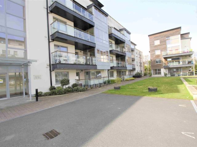 Apartment to rent in Bluebell, North Tipperary