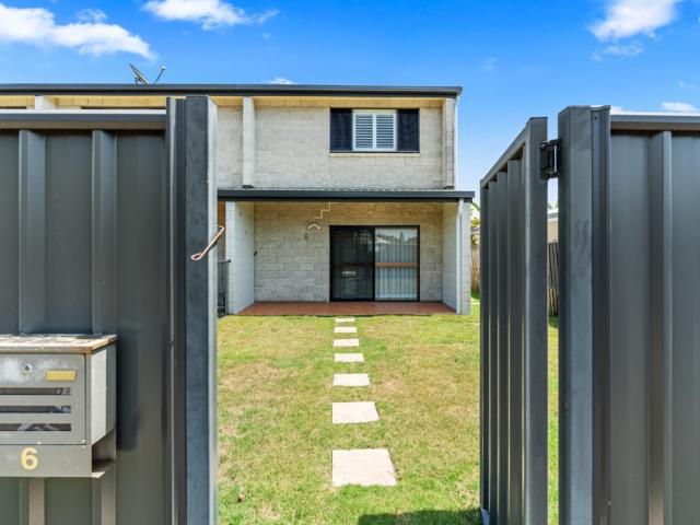 Apartment for rent in Scarness, Hervey Bay