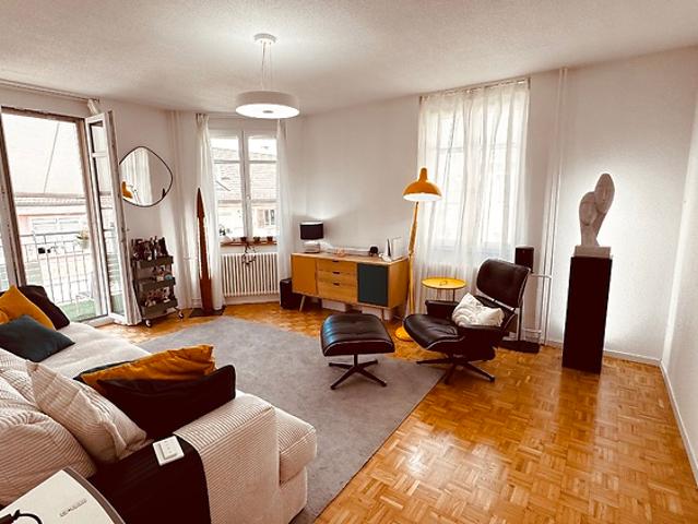 Apartment mieten in Einigen, Zürich