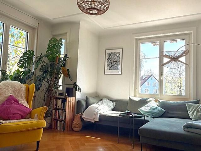 Apartment mieten in Einigen, Zürich