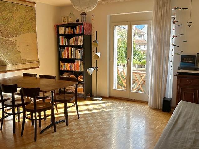 Apartment mieten in Einigen, Zürich