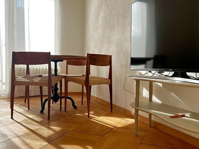 Apartment mieten in Einigen, Zürich