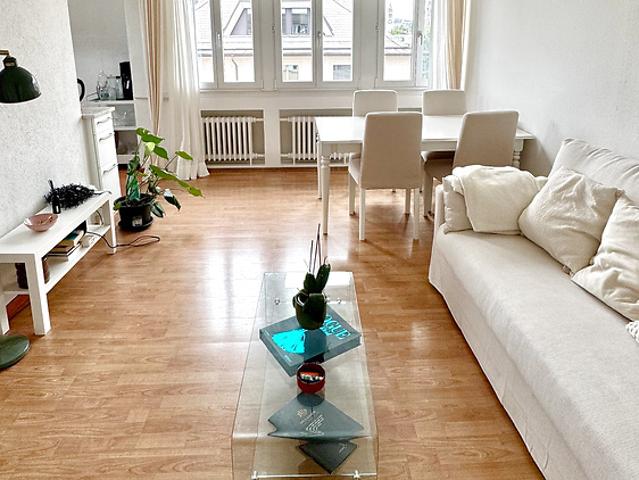 Apartment mieten in Einigen, Zürich