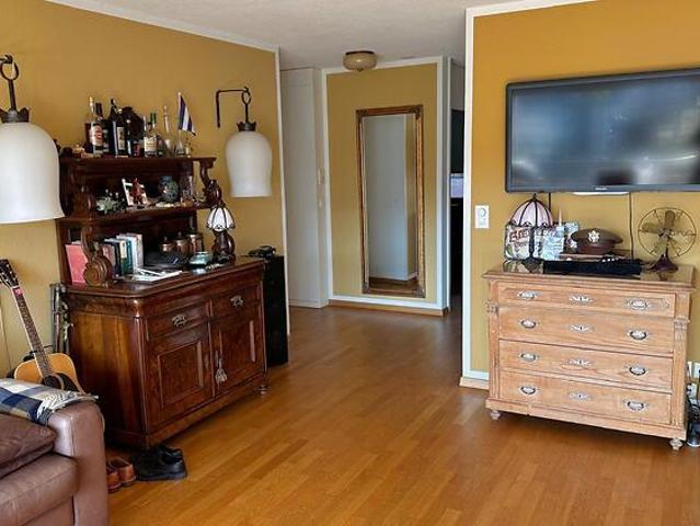Apartment mieten in Einigen, Zürich