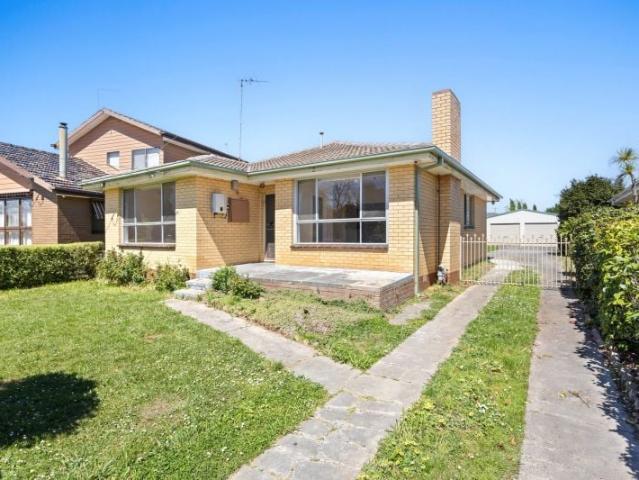 House for rent in Wendouree, Ballarat