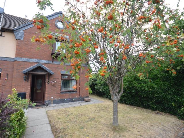 House for rent in Calderstones