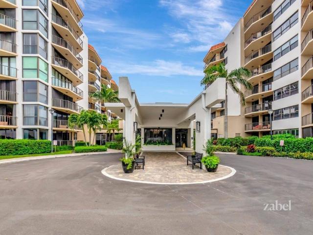 Apartment for sale in Boca Raton