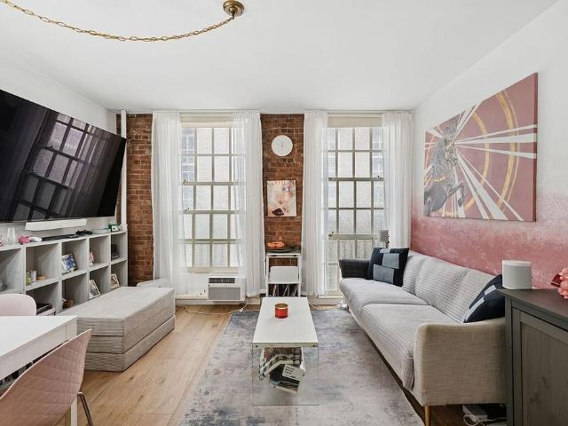 Apartment for sale in Arverne, New York