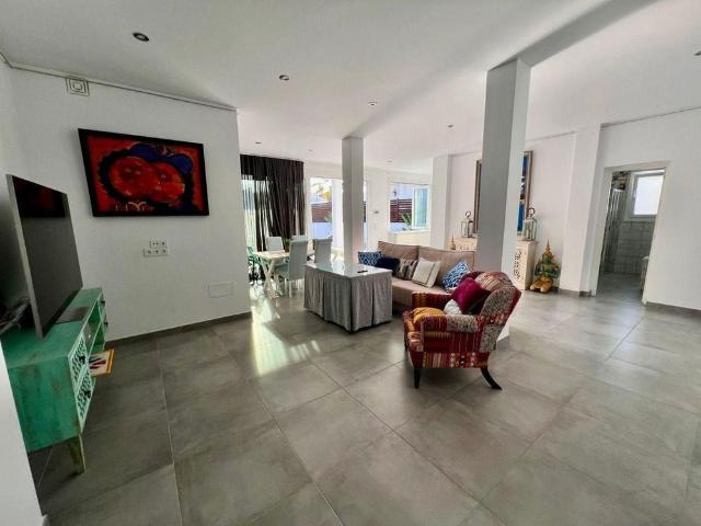 Casa en alquiler en 1ª Fase, El Condado