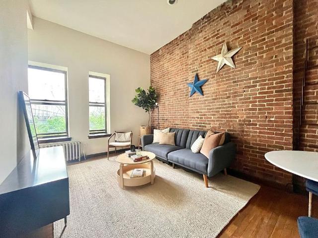 Townhouse for rent in Arverne, New York