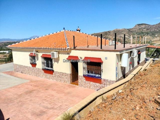 Casa en alquiler en El Puente, Álora
