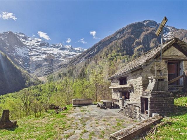 Einfamilienhaus kaufen in Campo (Vallemaggia), Tessin