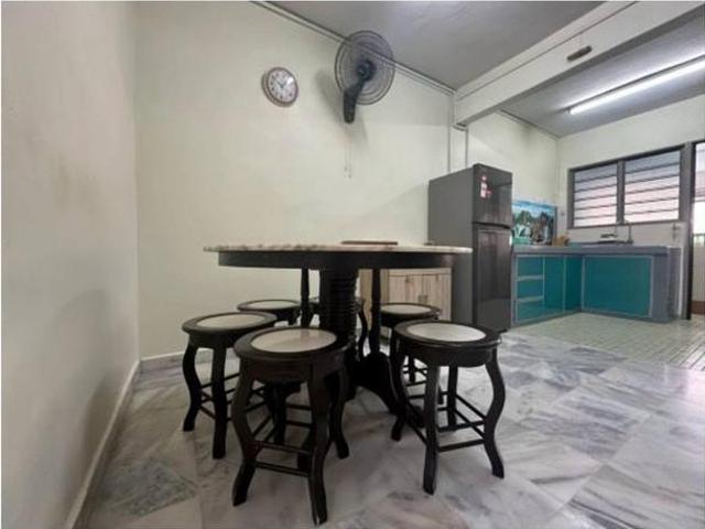 Apartment for sale in Malaka