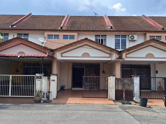 Terraced House for sale in Tringganu
