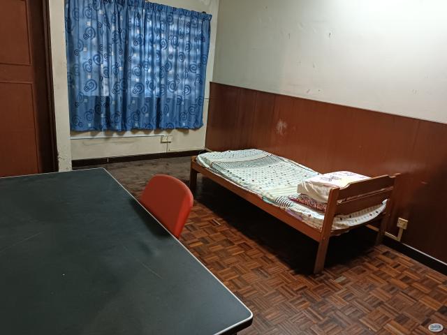 Room for rent in Petaling, Damansara Damai