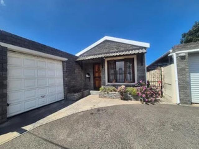 House for sale in Cape Town, Western Cape
