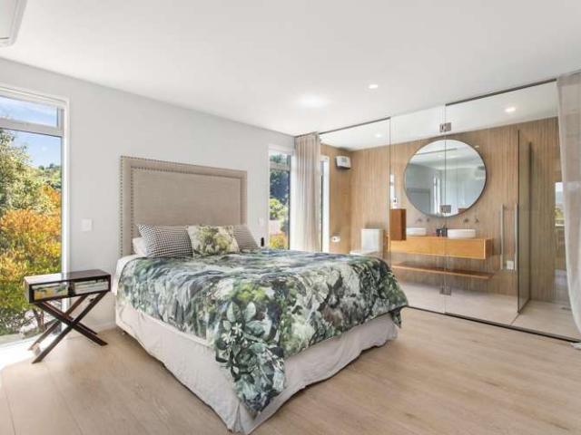 House for sale in Little Akaloa, Canterbury