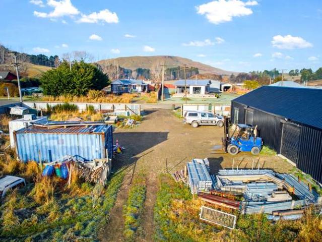 House for sale in Otakou