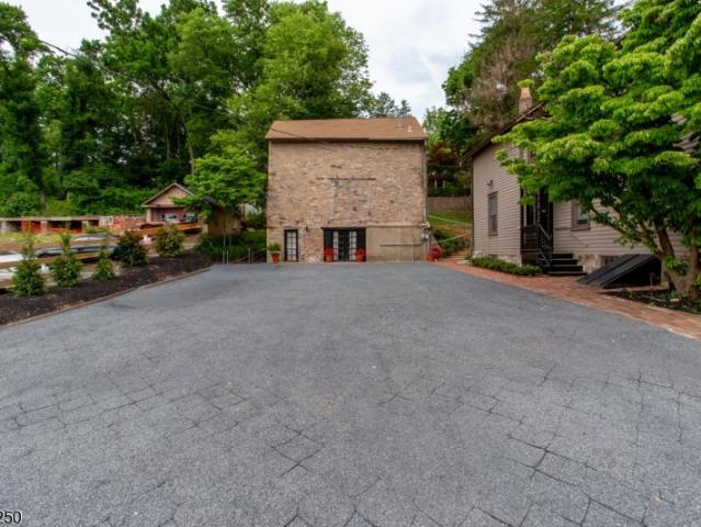 House for sale in Stockton, New Jersey
