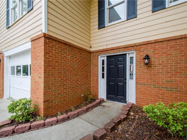 Townhouse for sale in Elan Hall, Roswell