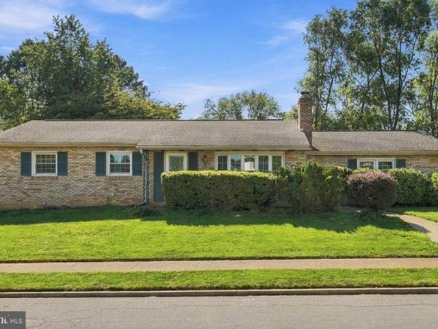 House for sale in Cumberland, Pennsylvania